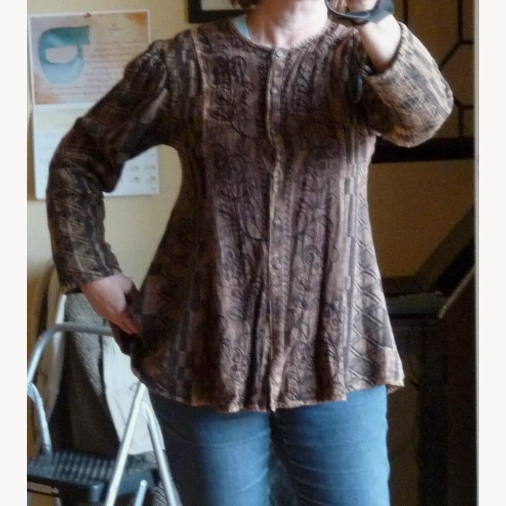 Vintage Artsy Hippie Overdyed Embroidered fitted flattering  Bhag's India top ML